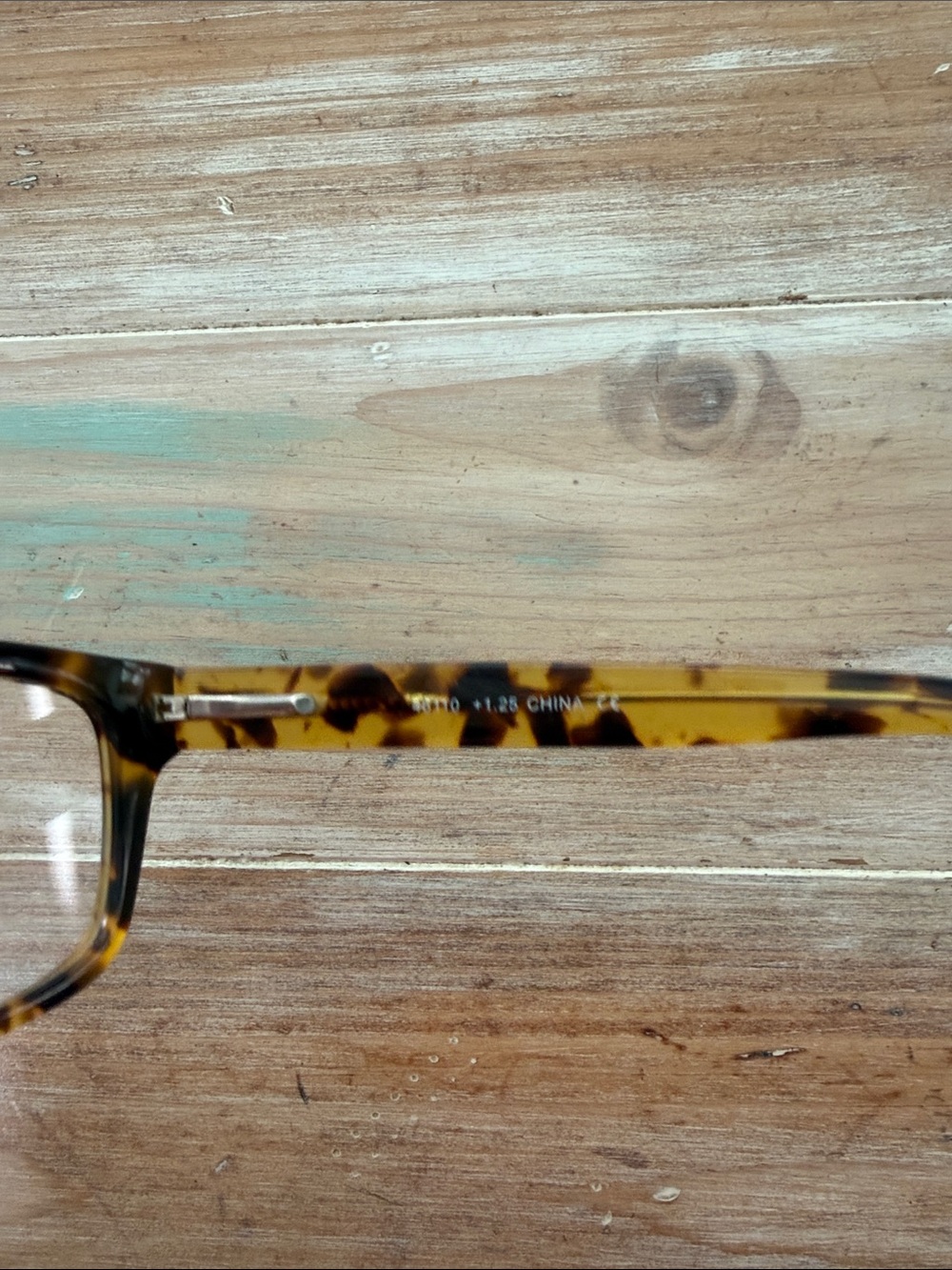 Tortoiseshell Rectangular Reading Glasses - Picture 2 of 3